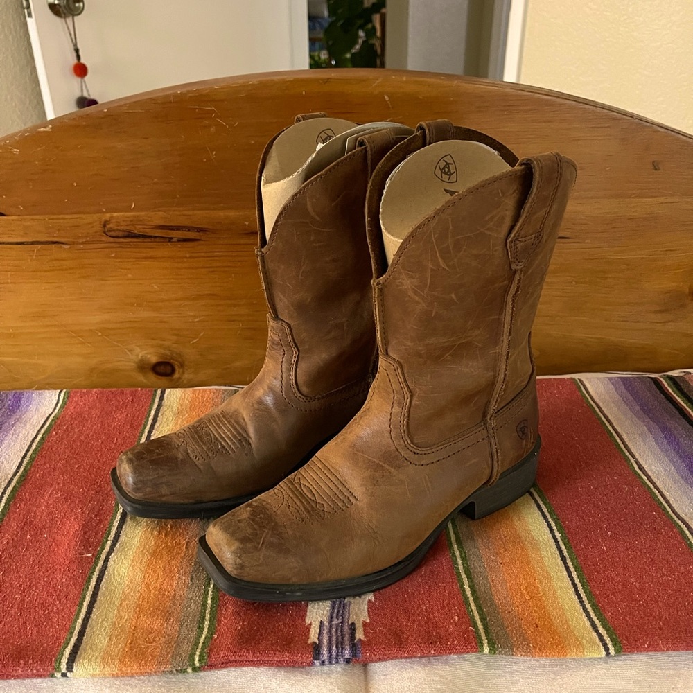 Boots for K